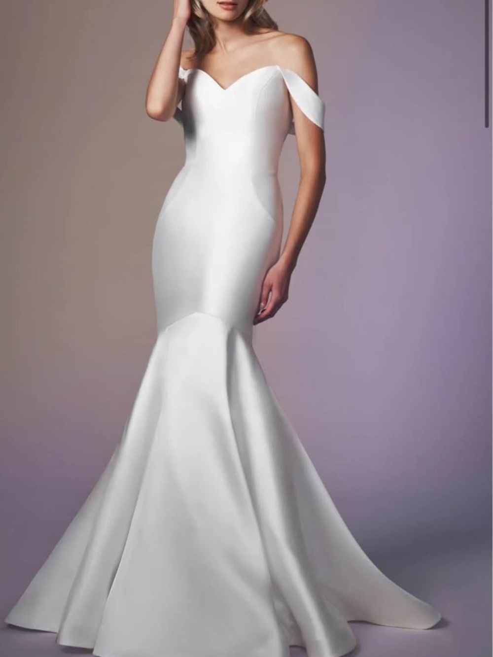 Off-Shoulder White Mermaid Bridal Gown